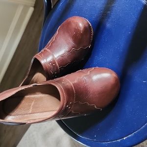 Dansko clog